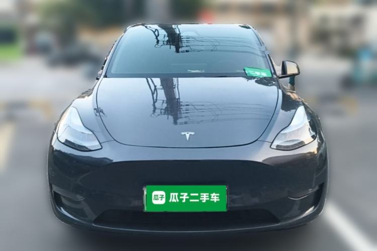 Used Tesla Model Y 2024 Long-Range All-Wheel-Drive Version Front