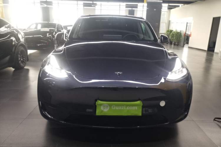 Used Tesla Model Y 2024 Rear-Wheel-Drive Version Front