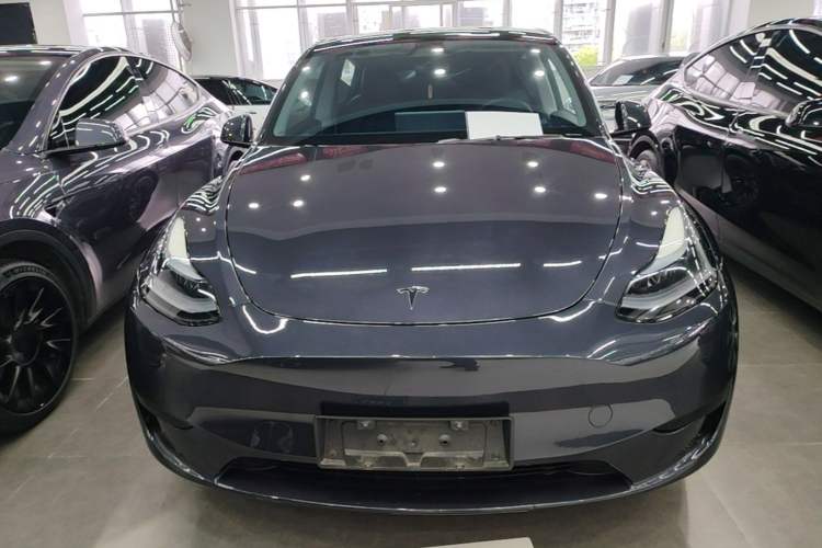 Used Tesla Model Y 2024 Rear-Wheel-Drive Version Front