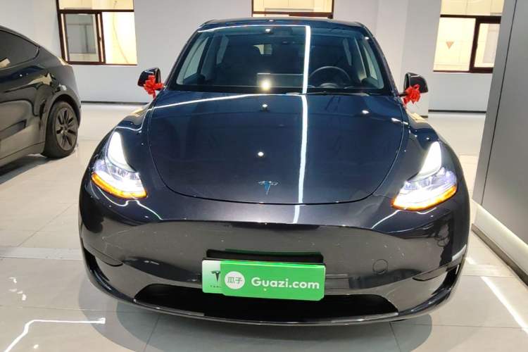 Used Tesla Model Y 2024 Rear-Wheel-Drive Version Front