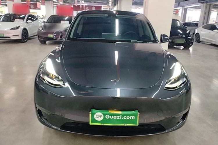 Used Tesla Model Y 2024 Long-Range All-Wheel-Drive Version Front