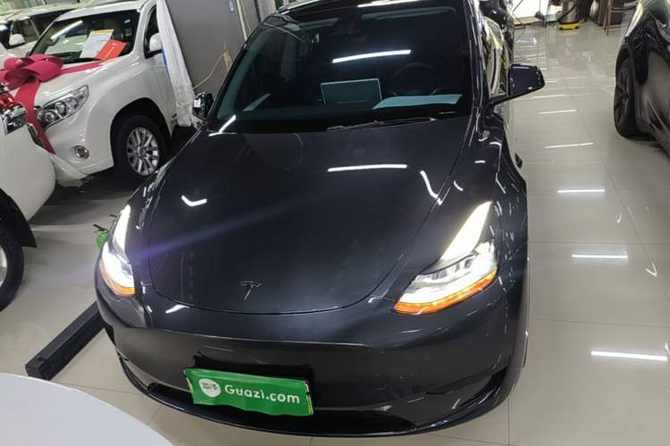 Used Tesla Model Y 2024 Rear-Wheel-Drive Version Front