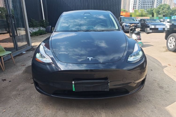 Used Tesla Model Y 2024 Long-Range All-Wheel-Drive Version Front