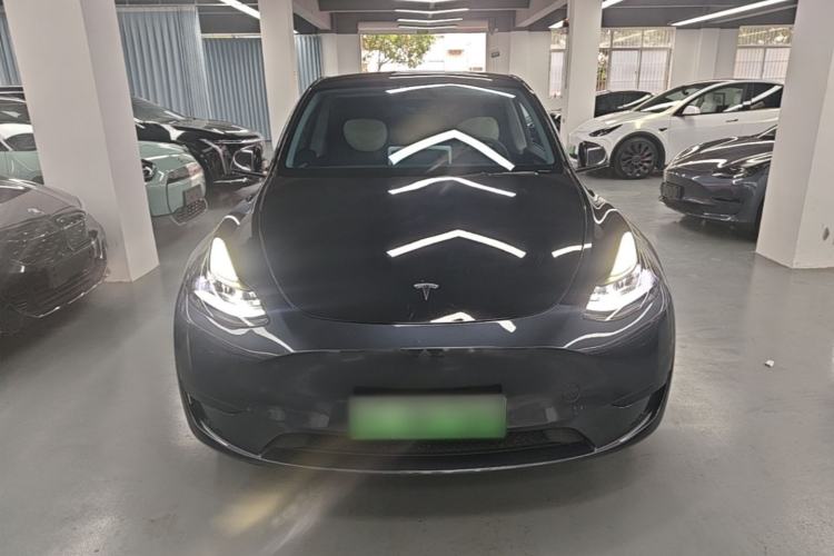 Used Tesla Model Y 2024 Rear-Wheel-Drive Version Front
