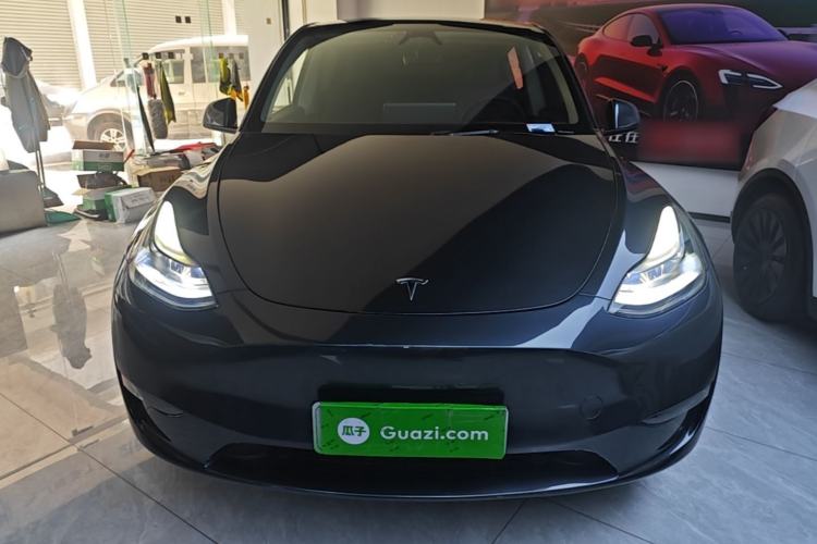 Used Tesla Model Y 2024 Long-Range All-Wheel-Drive Version Front