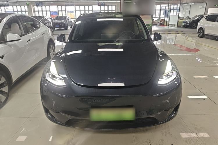 Used Tesla Model Y 2024 Rear-Wheel-Drive Version Front