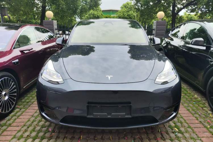 Used Tesla Model Y 2024 Rear-Wheel-Drive Version Front