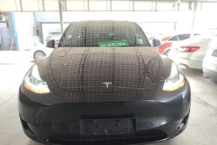 Used Tesla Model Y 2024 Rear-Wheel-Drive Version Front