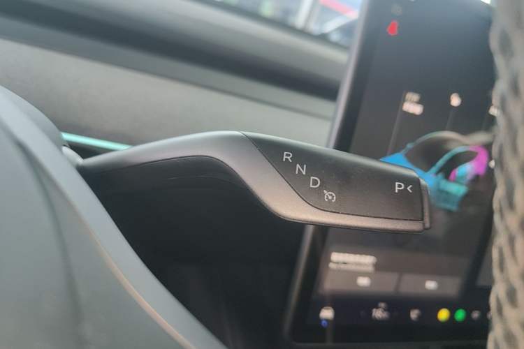 Used Tesla Model Y 2024 Rear-Wheel-Drive Version Gear Lever