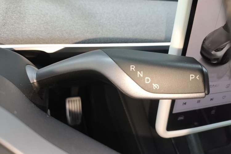 Used Tesla Model Y 2024 Rear-Wheel-Drive Version Gear Lever