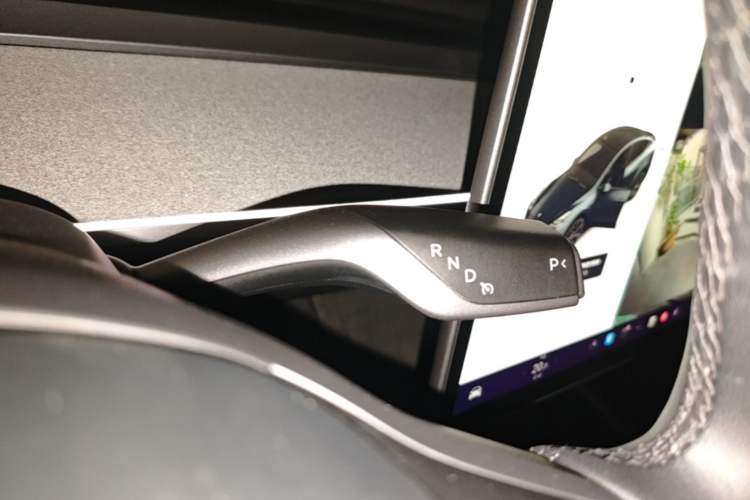 Used Tesla Model Y 2024 Rear-Wheel-Drive Version Gear Lever