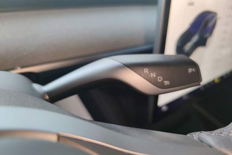 Used Tesla Model Y 2024 Rear-Wheel-Drive Version Gear Lever