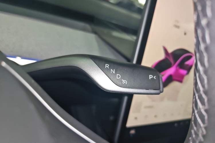 Used Tesla Model Y 2024 Rear-Wheel-Drive Version Gear Lever