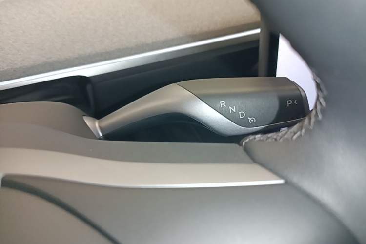 Used Tesla Model Y 2024 Rear-Wheel-Drive Version Gear Lever