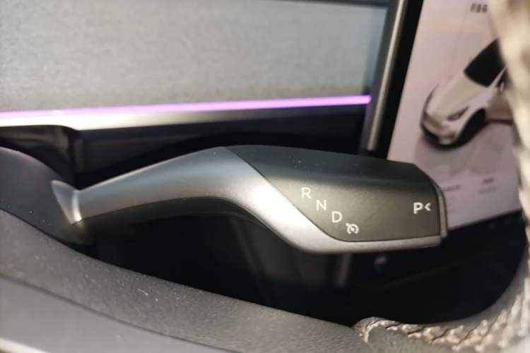 Used Tesla Model Y 2024 Rear-Wheel-Drive Version Gear Lever