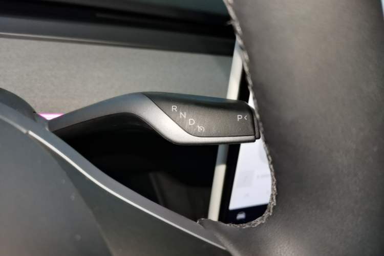 Used Tesla Model Y 2024 Rear-Wheel-Drive Version Gear Lever