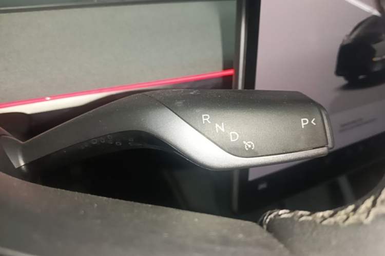 Used Tesla Model Y 2024 Rear-Wheel-Drive Version Gear Lever