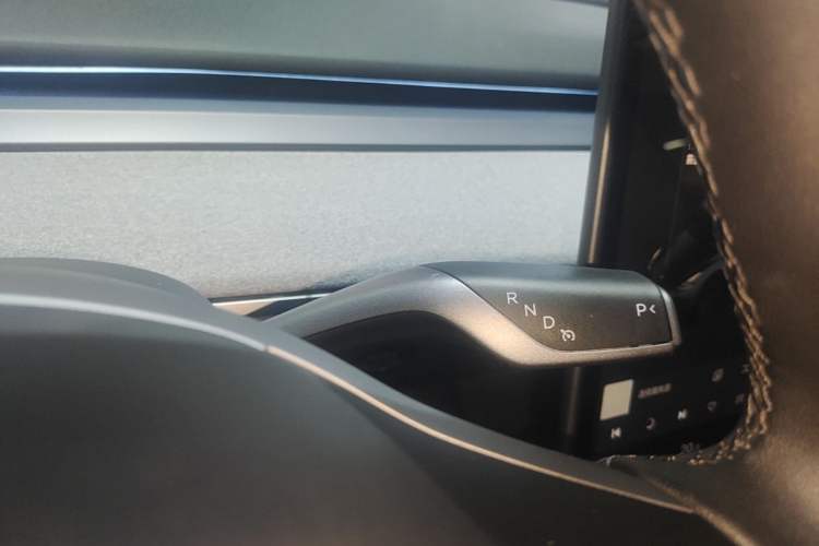 Used Tesla Model Y 2024 Rear-Wheel-Drive Version Gear Lever