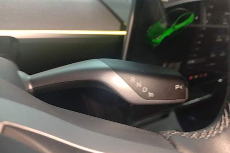 Used Tesla Model Y 2024 Rear-Wheel-Drive Version Gear Lever