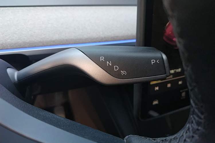 Used Tesla Model Y 2024 Rear-Wheel-Drive Version Gear Lever