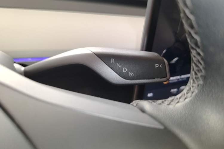 Used Tesla Model Y 2024 Rear-Wheel-Drive Version Gear Lever