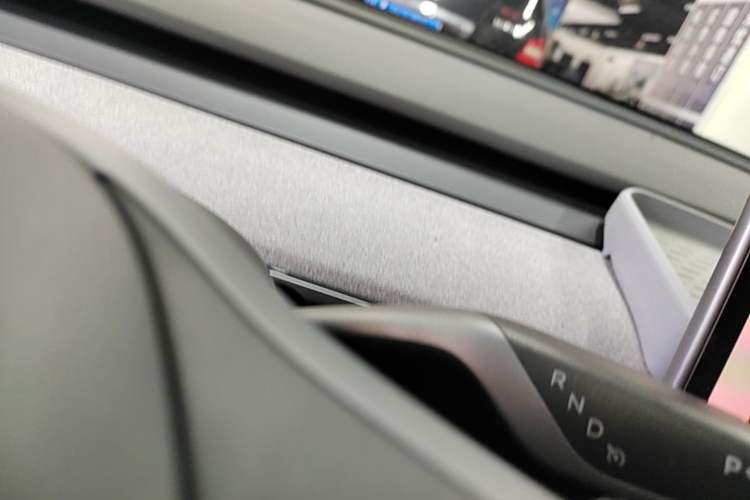 Used Tesla Model Y 2024 Rear-Wheel-Drive Version Gear Lever