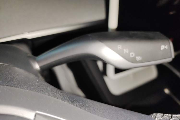 Used Tesla Model Y 2024 Rear-Wheel-Drive Version Gear Lever