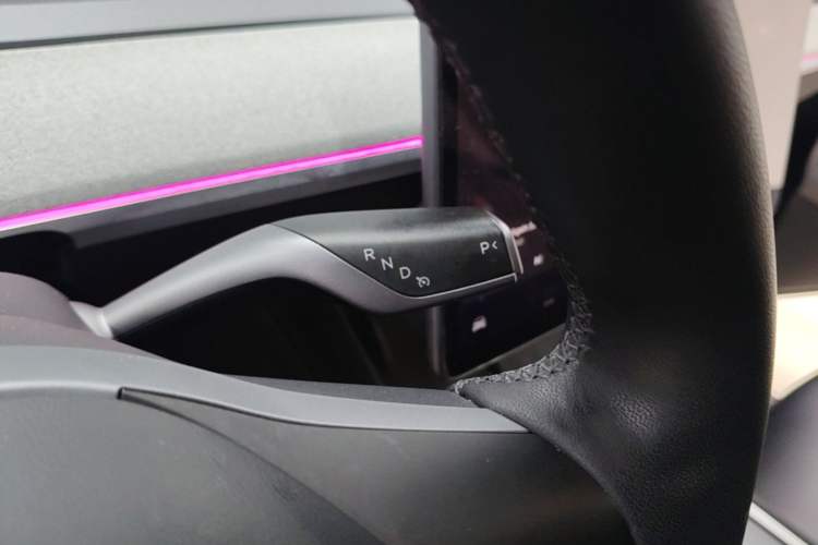 Used Tesla Model Y 2024 Rear-Wheel-Drive Version Gear Lever