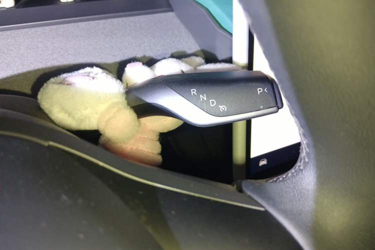 Used Tesla Model Y 2024 Rear-Wheel-Drive Version Gear Lever