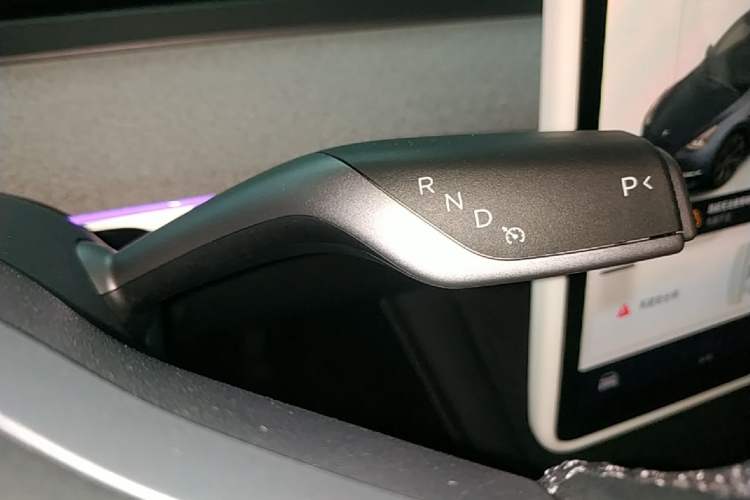 Used Tesla Model Y 2024 Rear-Wheel-Drive Version Gear Lever