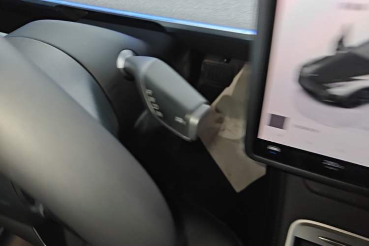 Used Tesla Model Y 2024 Rear-Wheel-Drive Version Gear Lever