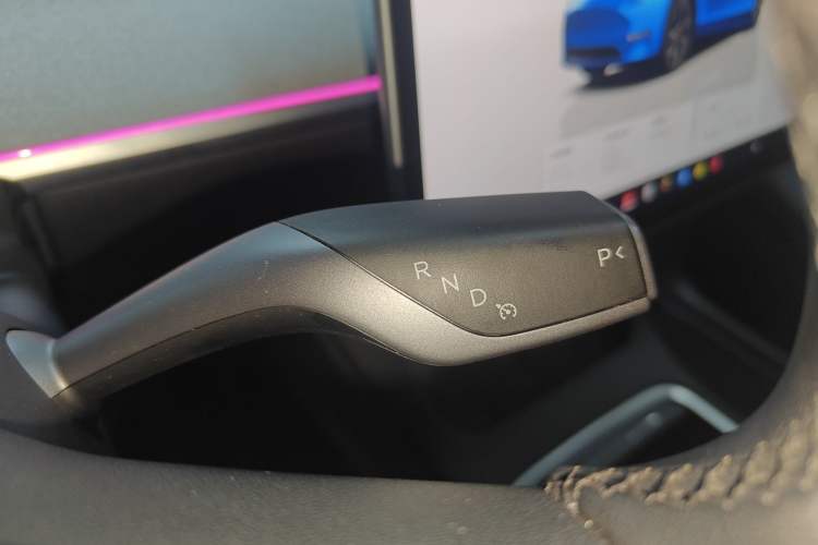 Used Tesla Model Y 2024 Rear-Wheel-Drive Version Gear Lever