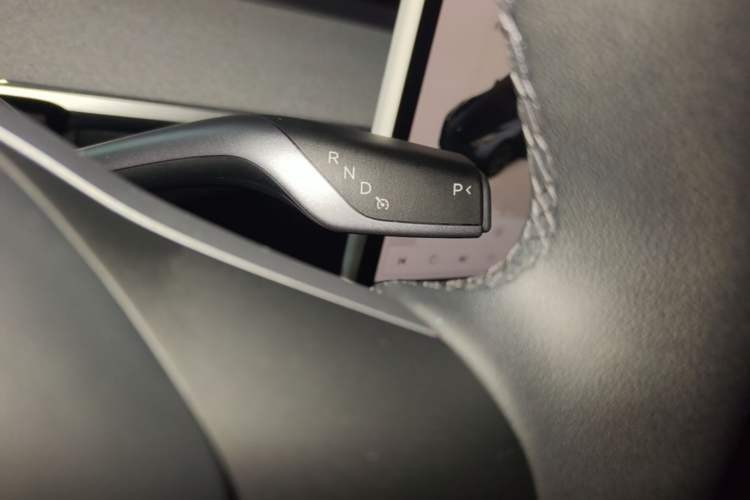 Used Tesla Model Y 2024 Rear-Wheel-Drive Version Gear Lever