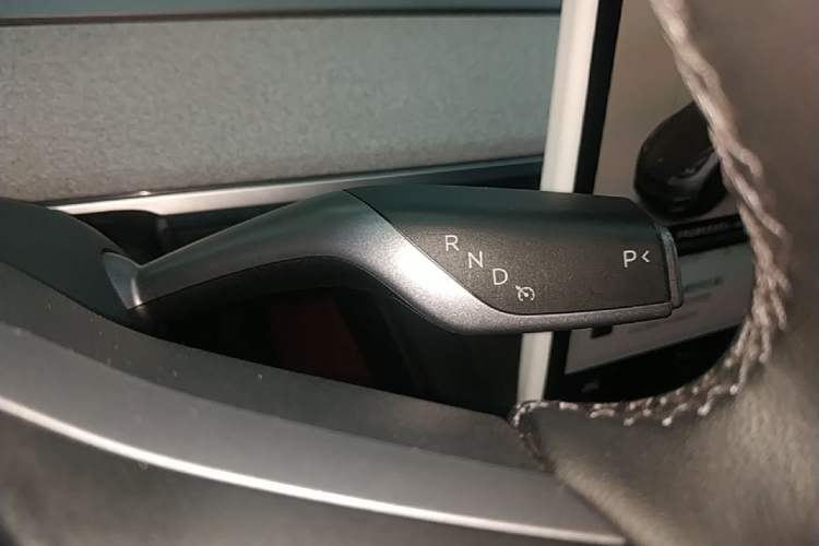 Used Tesla Model Y 2024 Rear-Wheel-Drive Version Gear Lever