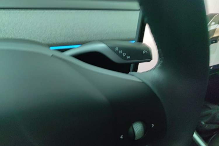 Used Tesla Model Y 2024 Rear-Wheel-Drive Version Gear Lever
