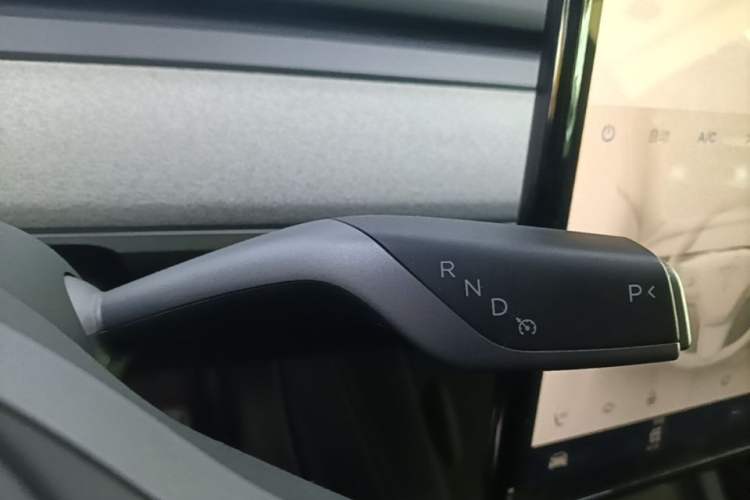 Used Tesla Model Y 2024 Rear-Wheel-Drive Version Gear Lever