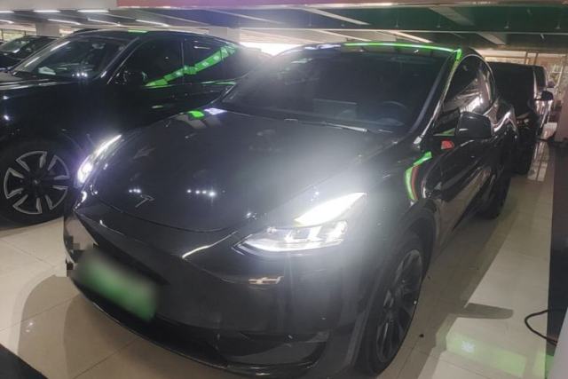 Used Tesla Model Y 2024 Long-Range All-Wheel-Drive Version