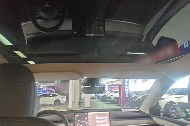 Used Tesla Model Y 2024 Rear-Wheel-Drive Version Headliner
