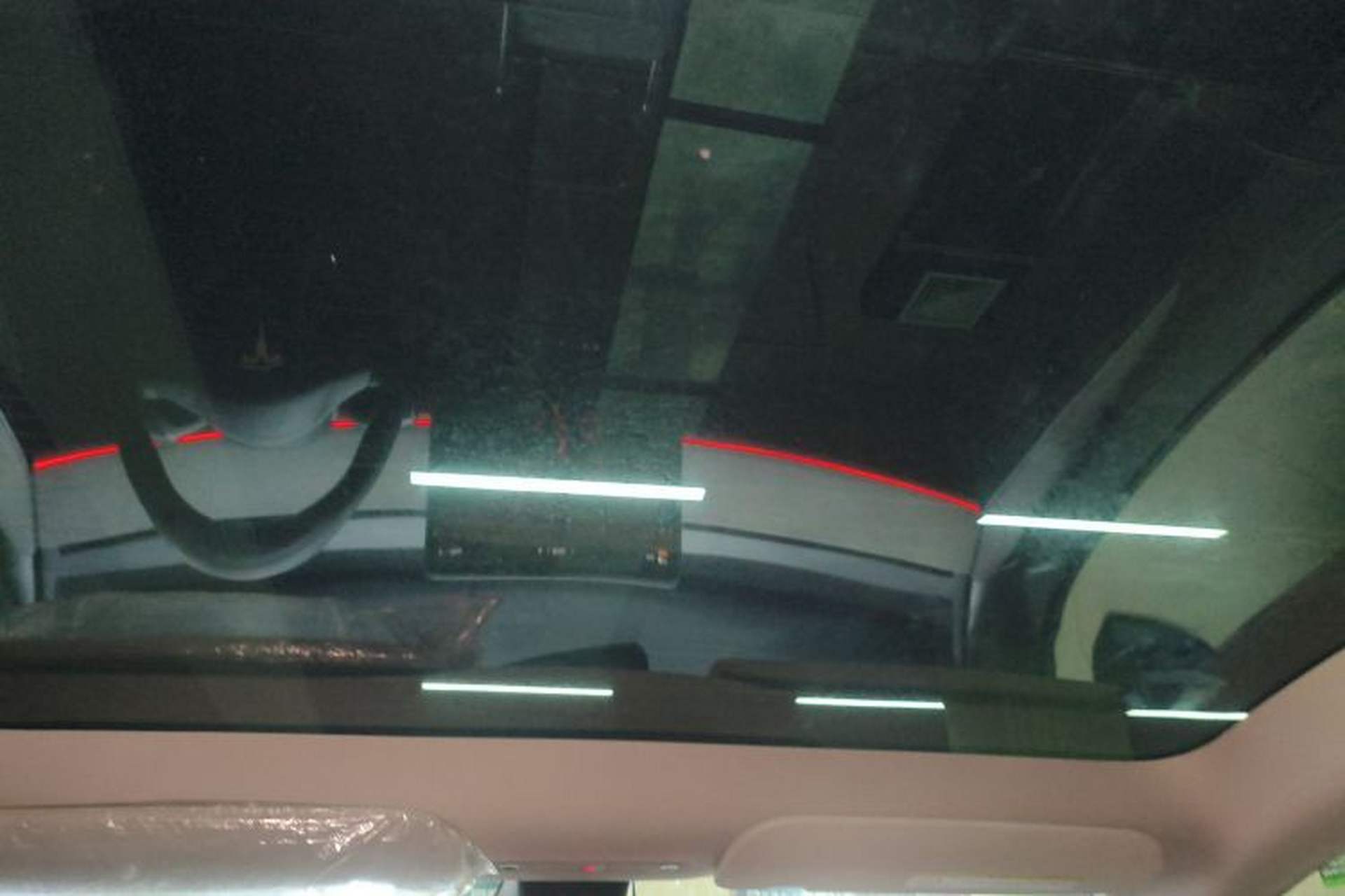 Used Tesla Model Y 2024 Long-Range All-Wheel-Drive Version Headliner