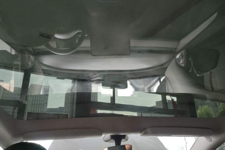 Used Tesla Model Y 2024 Rear-Wheel-Drive Version Headliner