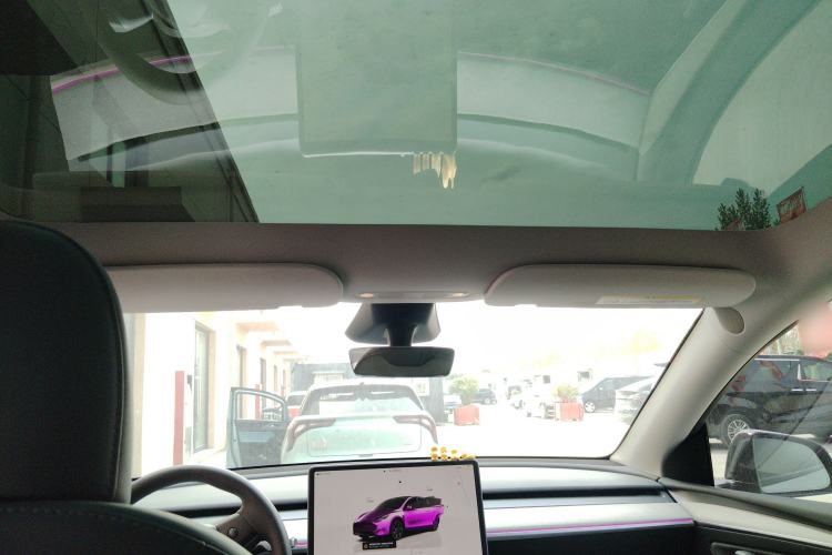 Used Tesla Model Y 2024 Rear-Wheel-Drive Version Headliner