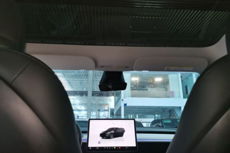 Used Tesla Model Y 2024 Rear-Wheel-Drive Version Headliner