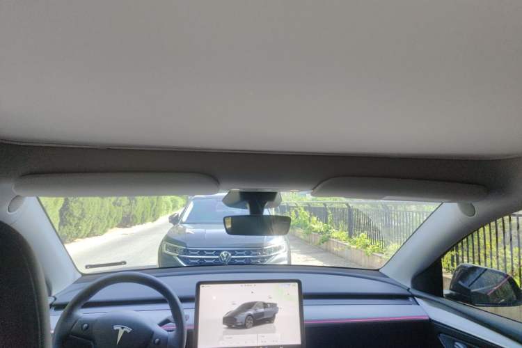 Used Tesla Model Y 2024 Rear-Wheel-Drive Version Headliner