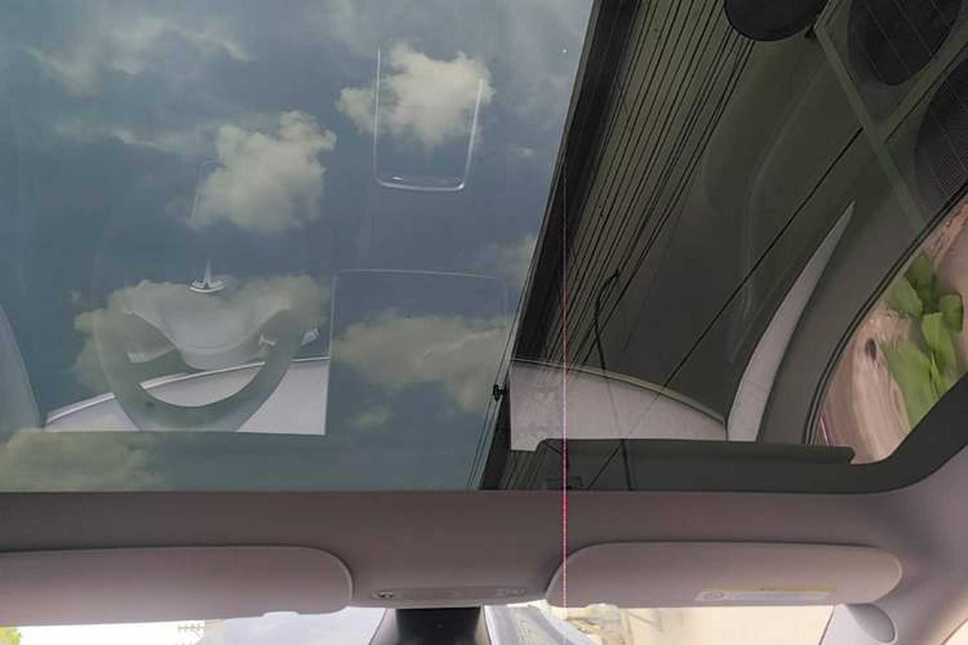 Used Tesla Model Y 2024 Rear-Wheel-Drive Version Headliner