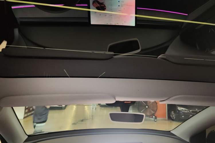 Used Tesla Model Y 2024 Rear-Wheel-Drive Version Headliner
