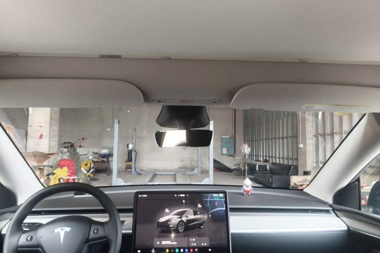 Used Tesla Model Y 2024 Rear-Wheel-Drive Version Headliner