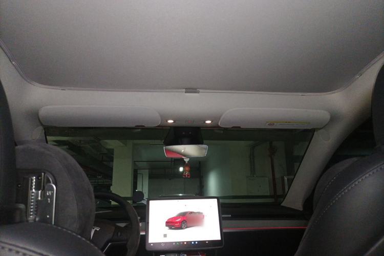 Used Tesla Model Y 2024 Rear-Wheel-Drive Version Headliner