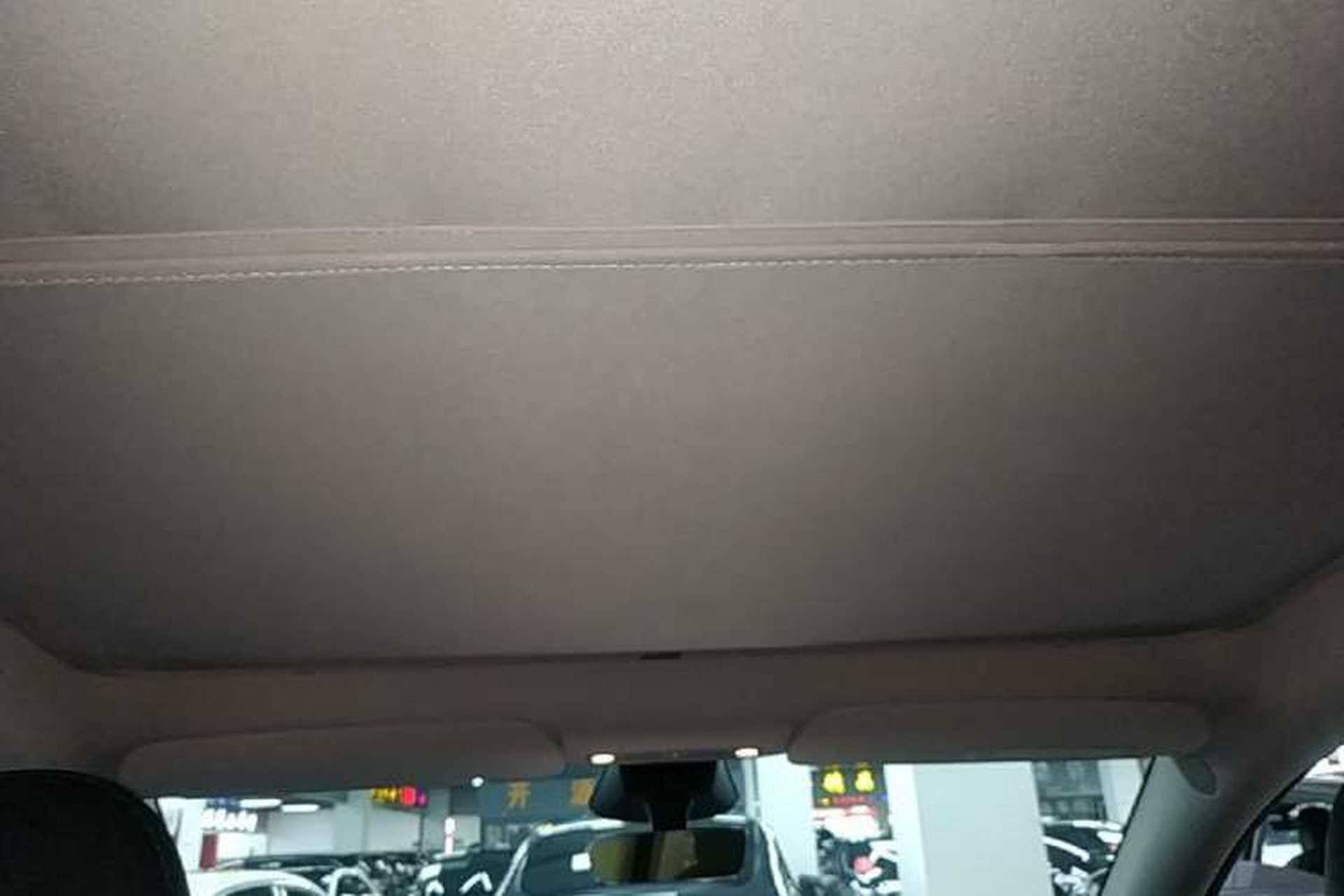 Used Tesla Model Y 2024 Rear-Wheel-Drive Version Headliner