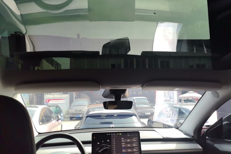 Used Tesla Model Y 2024 Rear-Wheel-Drive Version Headliner