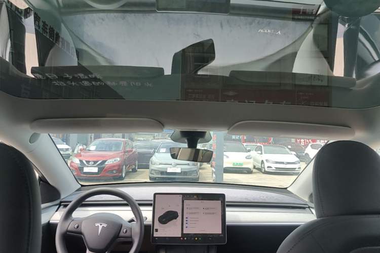 Used Tesla Model Y 2024 Rear-Wheel-Drive Version Headliner